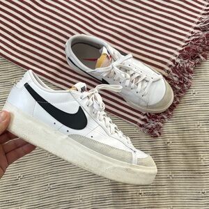 Nike White and Black Classic Sneakers platform